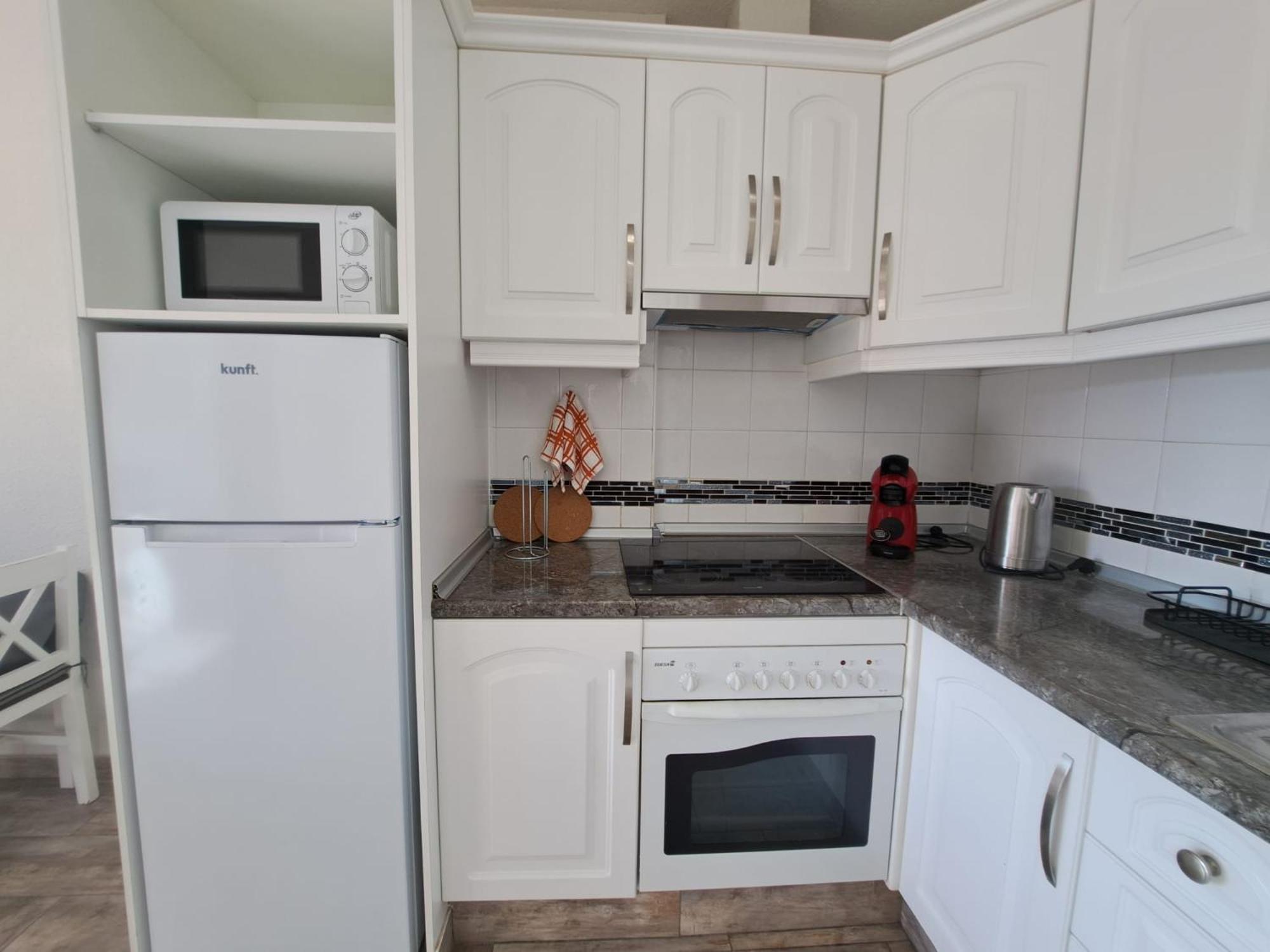 Atlantis 3 One Bedroom, Sea Front, In Complex With Pool طوستا ديل سيلونثيو المظهر الخارجي الصورة